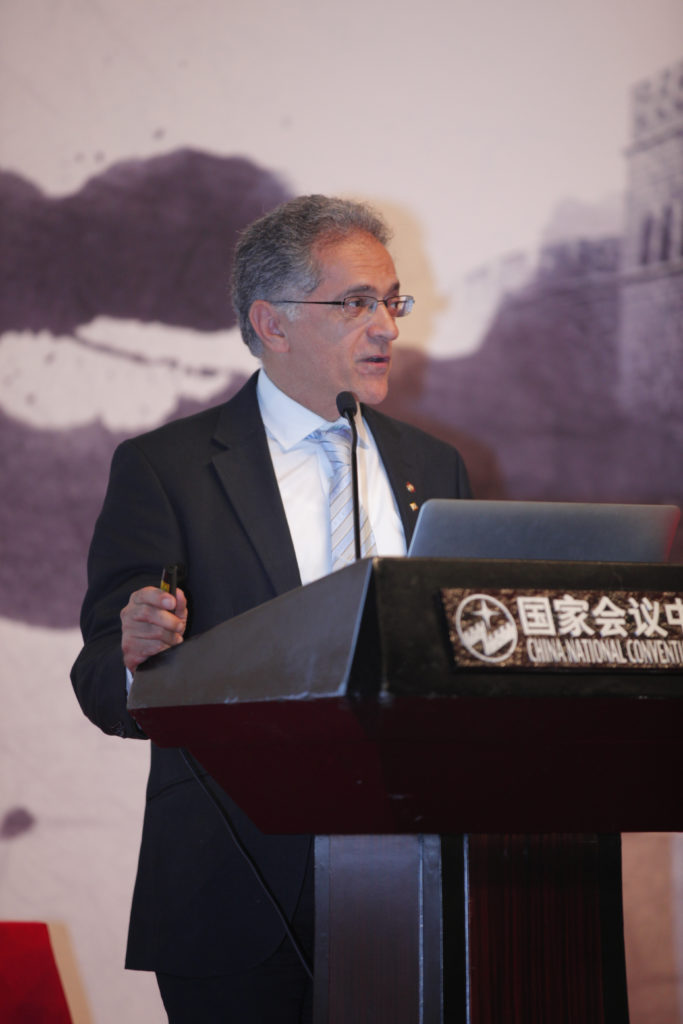 Sarabandi at Plenary Session of IGARSS 2016