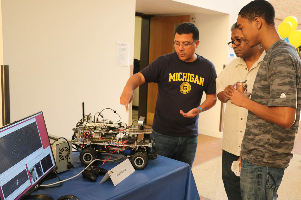 Exploring robotic car.